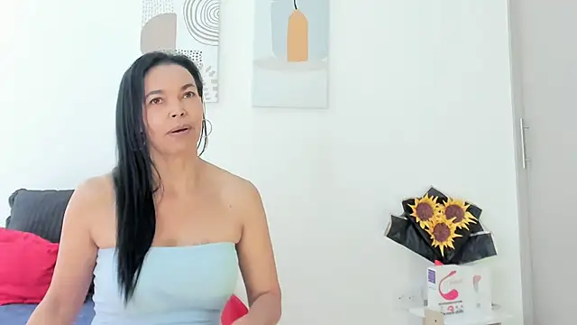 Evawalker  online show from 10/01/25, 03:29