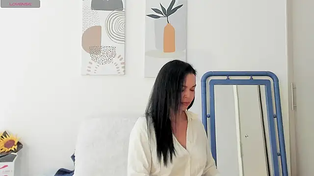 Evawalker  online show from 03/04/26, 03:07