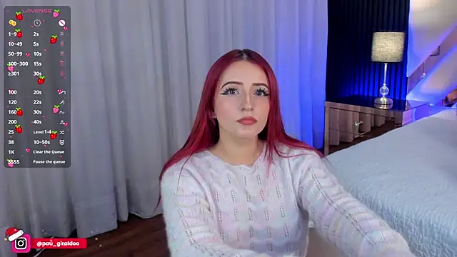Snapshot of misspaulinaa chatting on 12/22/24, 12:17 misspaulinaa online show from 12/22/24, 12:17