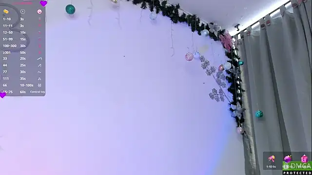 Snapshot of Haley_shyy chatting on 12/13/24, 01:33 Haley shyy online show from 12/13/24, 01:33