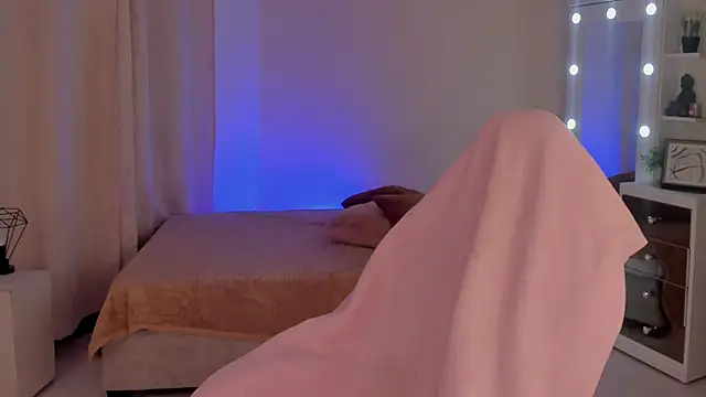 SavannahWildee online show from 01/22/25, 08:28