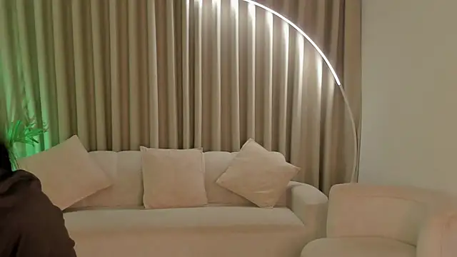 SavannahWildee online show from 09/20/25, 11:44