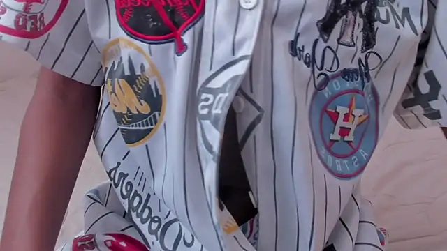 SavannahWildee online show from 10/17/25, 12:08