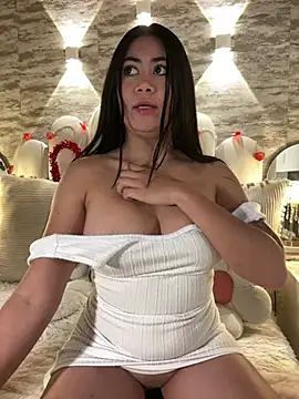 Snapshot of _MadiLee_ chatting on 02/02/25, 09:56 MadiLee online show from 02/02/25, 09:56