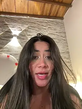 Snapshot of _MadiLee_ chatting on 02/03/25, 04:04 MadiLee online show from 02/03/25, 04:04