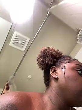 LillShayy online show from 05/31/26, 05:26