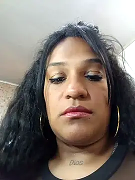 Snapshot of Michelle_Brito1 chatting on 03/10/25, 10:13 Michelle Brito1 online show from 03/10/25, 10:13