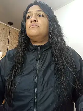 Snapshot of Michelle_Brito1 chatting on 03/20/25, 12:00 Michelle Brito1 online show from 03/20/25, 12:00