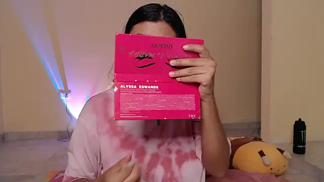  maiahairy  online show from 12/20/24, 11:37