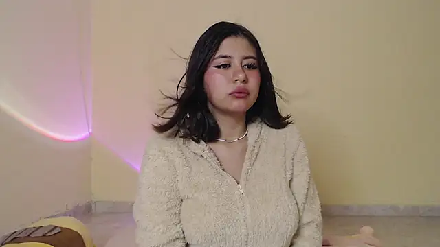  maiahairy  online show from 02/25/25, 01:06