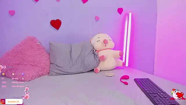 Scarlet Red  online show from 03/04/25, 12:01