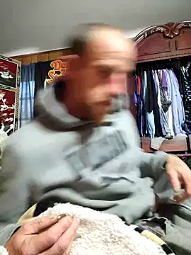 Snapshot of 5g4ever chatting on 02/01/25, 03:39 5g4ever online show from 02/01/25, 03:39