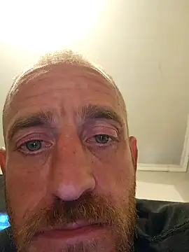 Snapshot of 5g4ever chatting on 03/17/25, 08:40 5g4ever online show from 03/17/25, 08:40