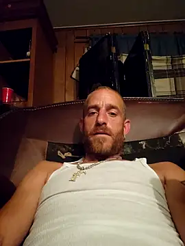 Snapshot of 5g4ever chatting on 10/13/25, 10:04 5g4ever online show from 10/13/25, 10:04