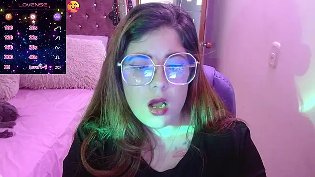 Snapshot of Azamy-12 chatting on 01/16/25, 07:41 Azamy-12 online show from 01/16/25, 07:41