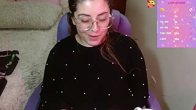 Snapshot of Azamy-12 chatting on 01/20/25, 09:35 Azamy-12 online show from 01/20/25, 09:35