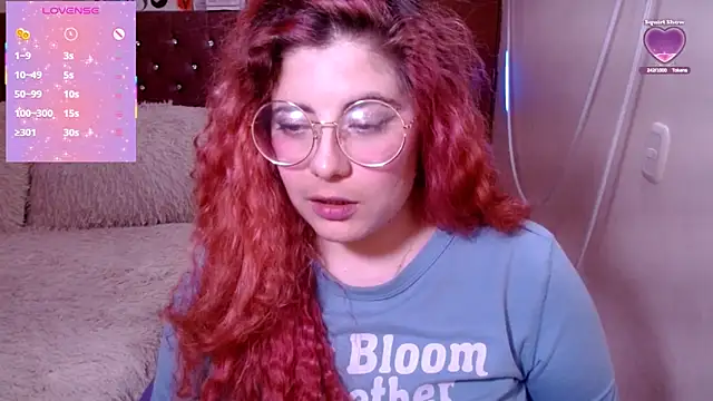 Snapshot of Azamy-12 chatting on 03/15/25, 08:15 Azamy-12 online show from 03/15/25, 08:15
