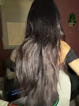 Snapshot of SOFIASWEETSECRETT chatting on 01/07/26, 05:21 SOFIASWEETSECRETT online show from 01/07/26, 05:21