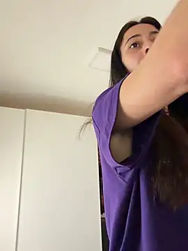 Snapshot of SOFIASWEETSECRETT chatting on 02/09/26, 10:19 SOFIASWEETSECRETT online show from 02/09/26, 10:19