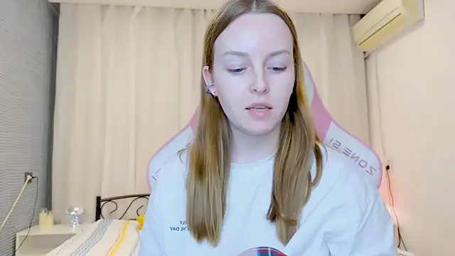 Wild  flowers online show from 10/18/25, 04:19