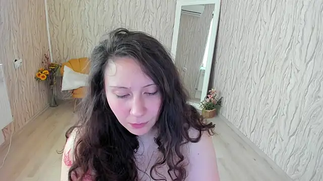 AishaRouhi online show from 02/08/25, 09:56