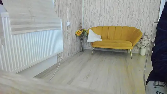 AishaRouhi online show from 02/11/25, 03:18