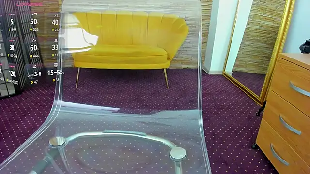 AishaRouhi online show from 09/30/25, 03:55