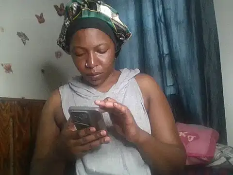 IAm Katie online show from 10/13/25, 08:58