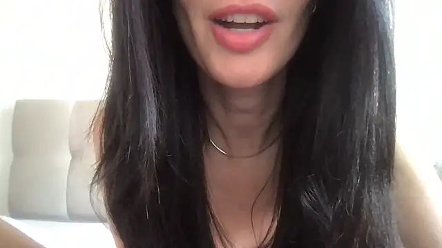 paolajonez online show from 12/05/25, 06:04