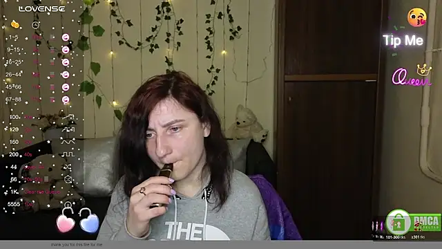 Muse kitty jenia online show from 04/18/26, 07:58