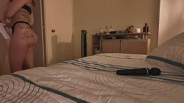 Snapshot of juanasnz99 chatting on 11/04/25, 03:16 juanasnz99 online show from 11/04/25, 03:16