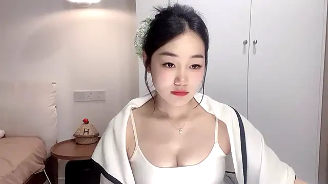 cloud8822 online show from 04/23/26, 01:02