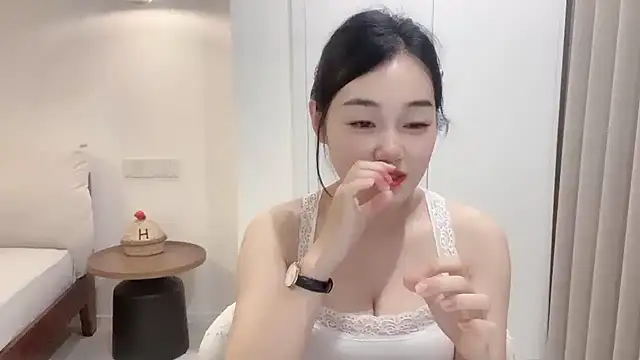 cloud8822 online show from 06/17/26, 01:56
