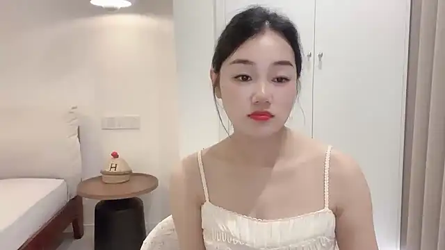 cloud8822 online show from 06/26/26, 07:35
