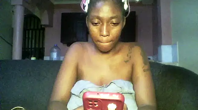 Snapshot of Sexxy_bre chatting on 12/24/24, 11:33 Sexxy bre online show from 12/24/24, 11:33