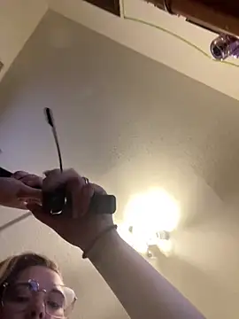 Snapshot of Lalalynn chatting on 10/21/25, 07:25 Lalalynn online show from 10/21/25, 07:25