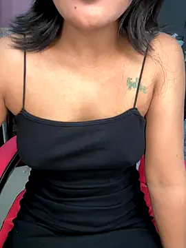 LeisyXO online show from 11/27/25, 08:11