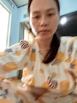 Baby-ladyass20 online show from 10/27/25, 02:26