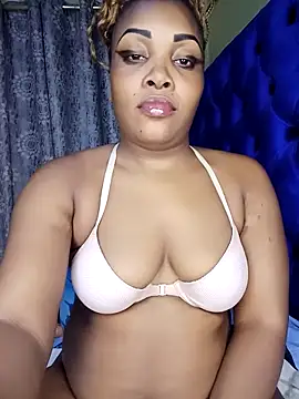 Queenshaz01 online show from 03/01/25, 10:42