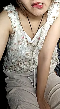 Snapshot of Girl20sexy chatting on 02/10/25, 10:51 Girl20sexy online show from 02/10/25, 10:51