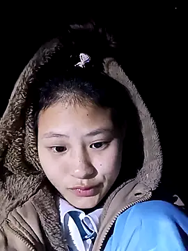 trieungoclnt online show from 01/05/25, 02:19