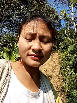 trieungoclnt online show from 01/13/25, 07:21