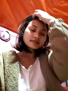 trieungoclnt online show from 02/08/25, 05:18