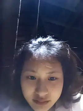 trieungoclnt online show from 03/17/25, 04:54