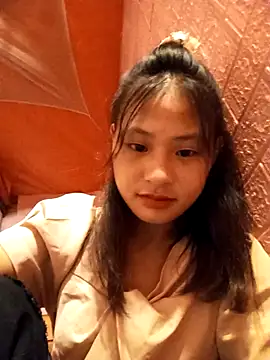 trieungoclnt online show from 09/14/25, 01:38