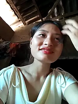 trieungoclnt online show from 09/17/25, 08:16