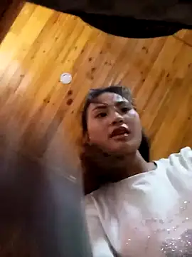 trieungoclnt online show from 10/26/25, 06:52