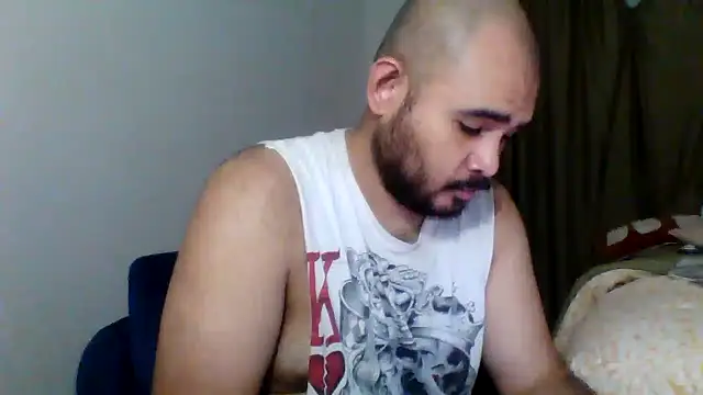 JooveyRose online show from 10/26/25, 03:34