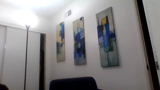 JooveyRose online show from 12/04/25, 02:04