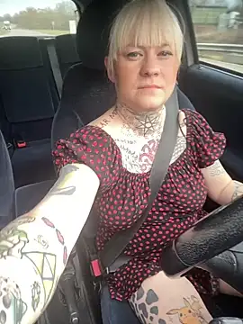 poussichienne online show from 03/21/25, 01:01